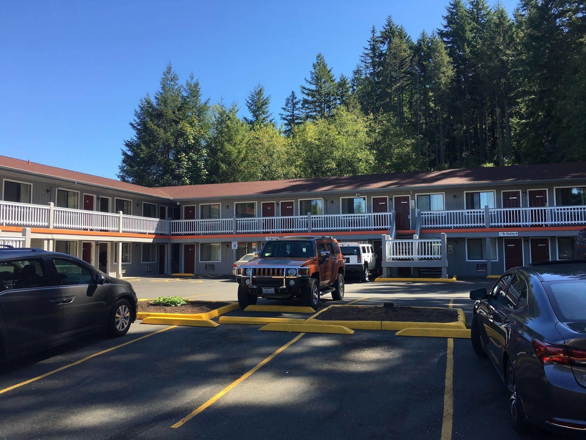 Belfair Motel Motel 2*